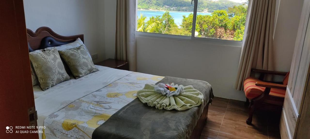 Seychelles Yellow Petals Anse Boileau Exterior foto