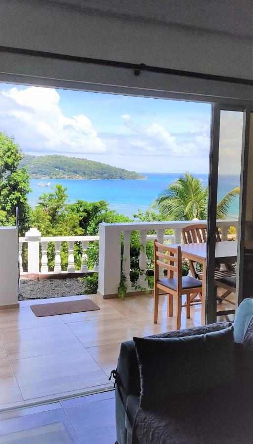 Seychelles Yellow Petals Anse Boileau Exterior foto